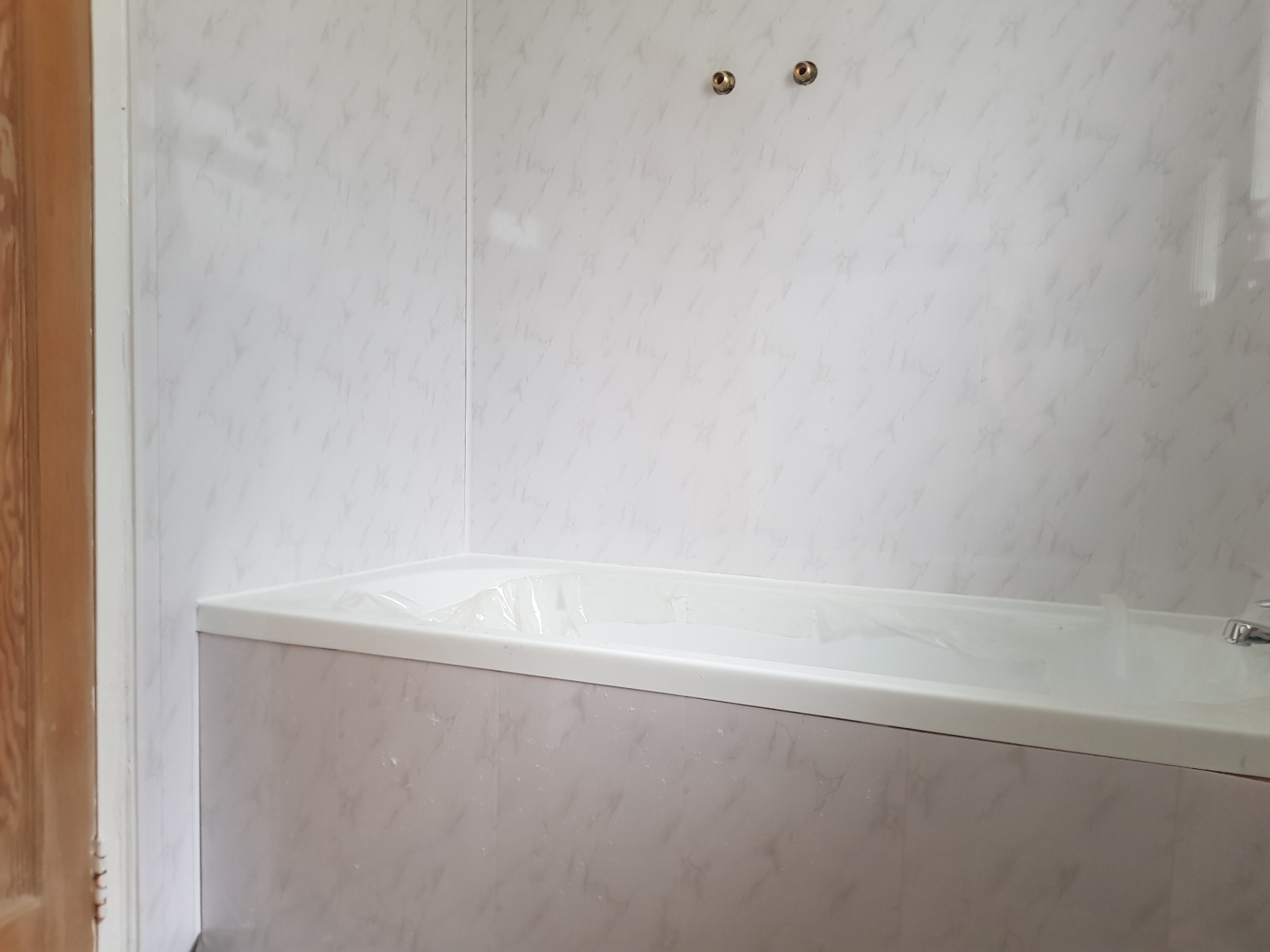 PLastic walling in a bathroom